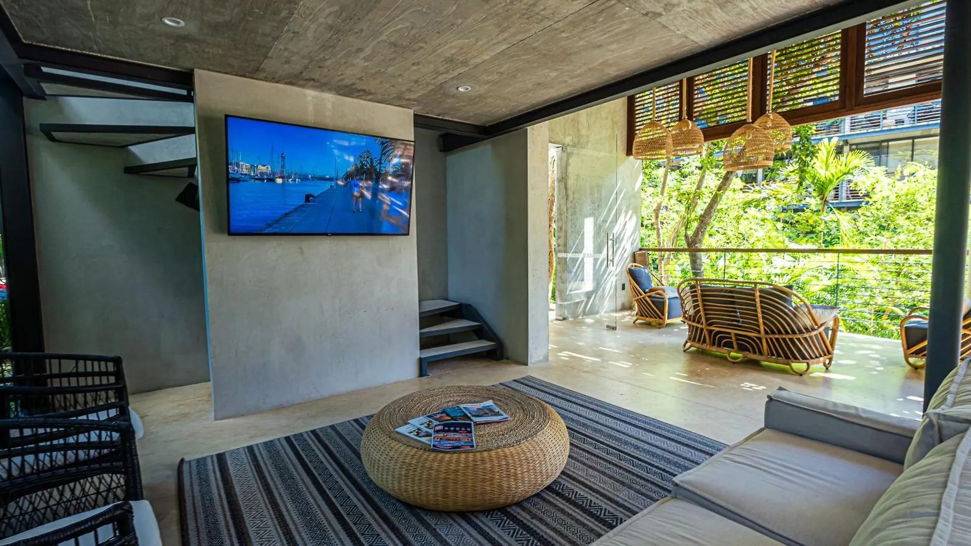 Serene Tulum Hideaway With Cenotes
